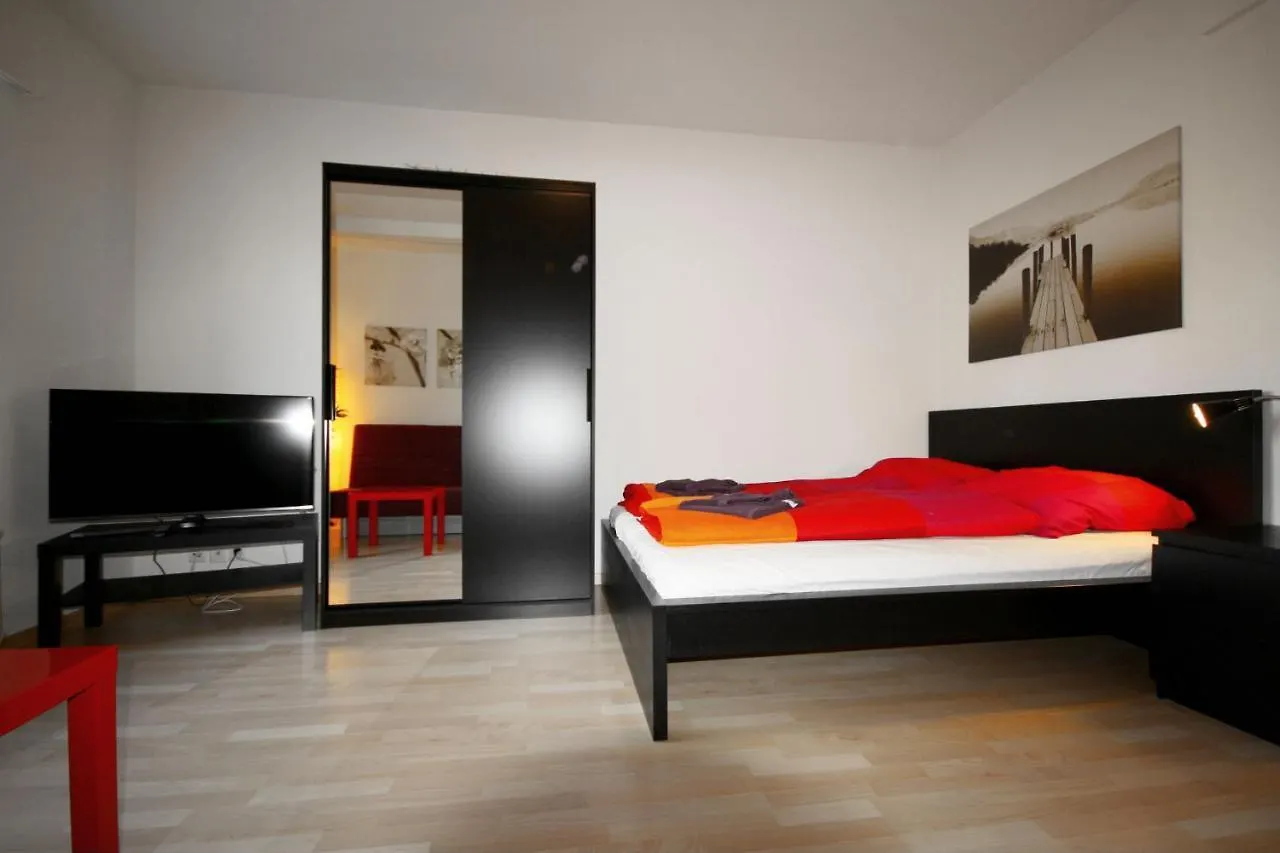 Hitrental Stauffacher Apartments Curych