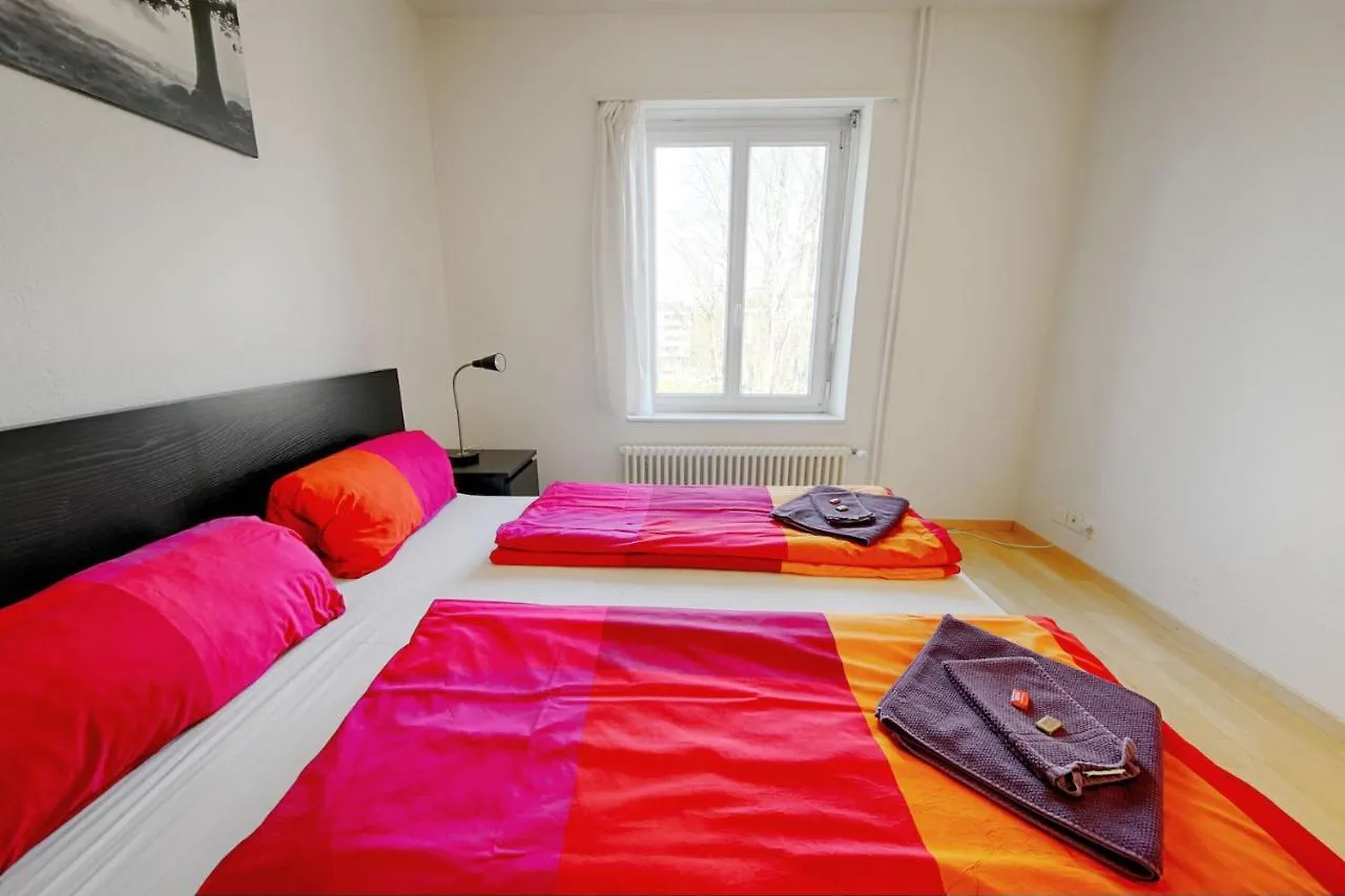 Hitrental Stauffacher Apartments Curych 0*,  Švýcarsko