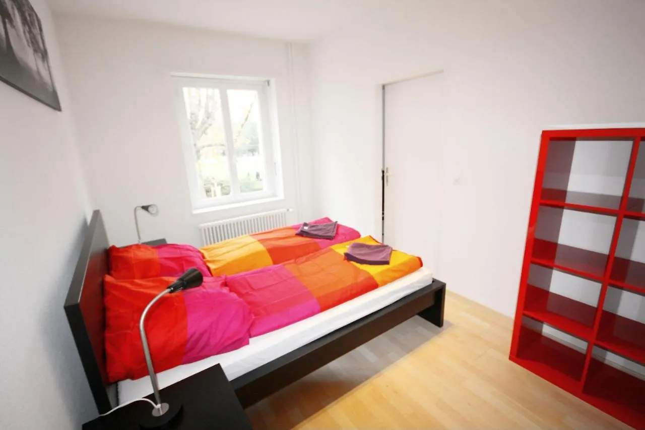 Hitrental Stauffacher Apartments Zürich
