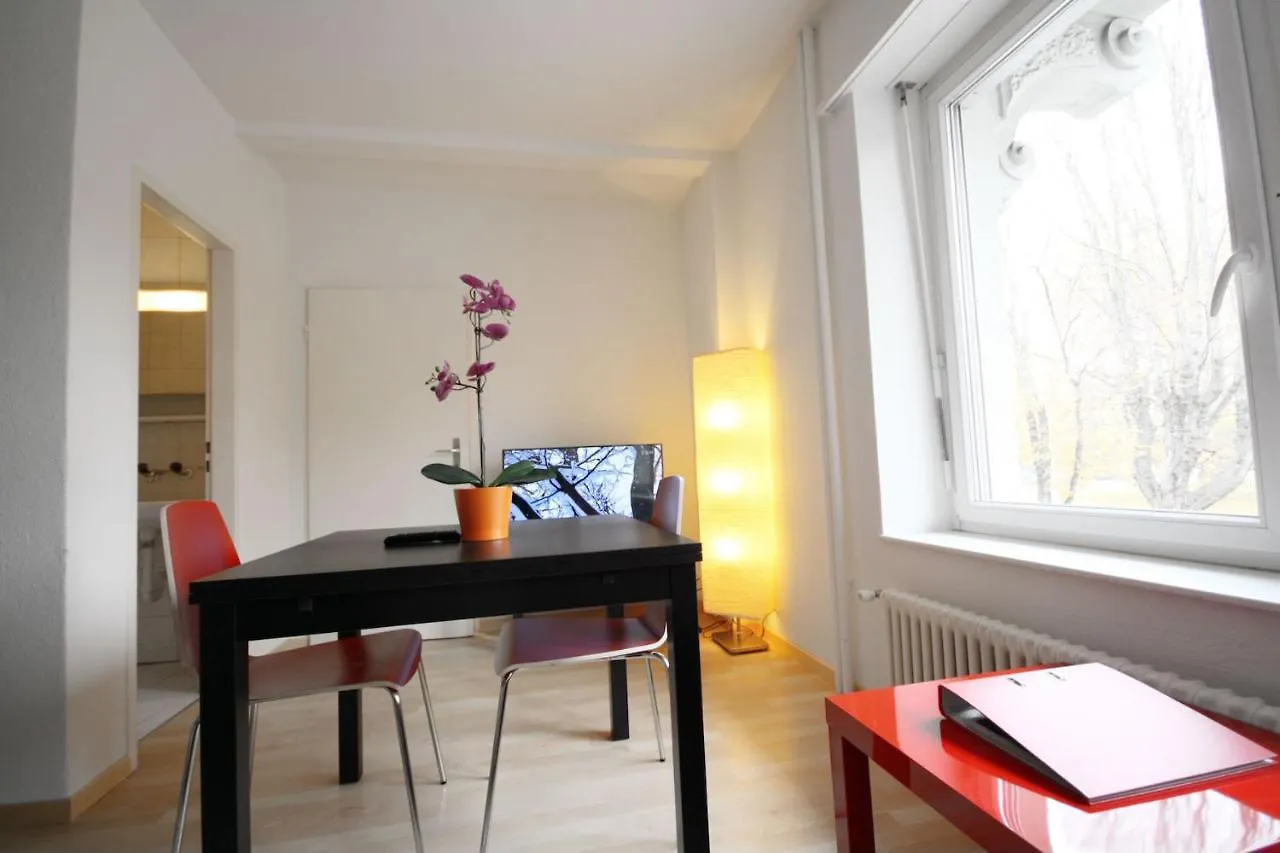 Hitrental Stauffacher Apartments Zürich
