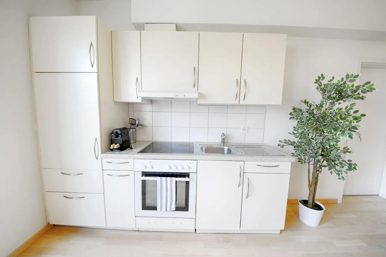 Hitrental Stauffacher Apartments Zürich