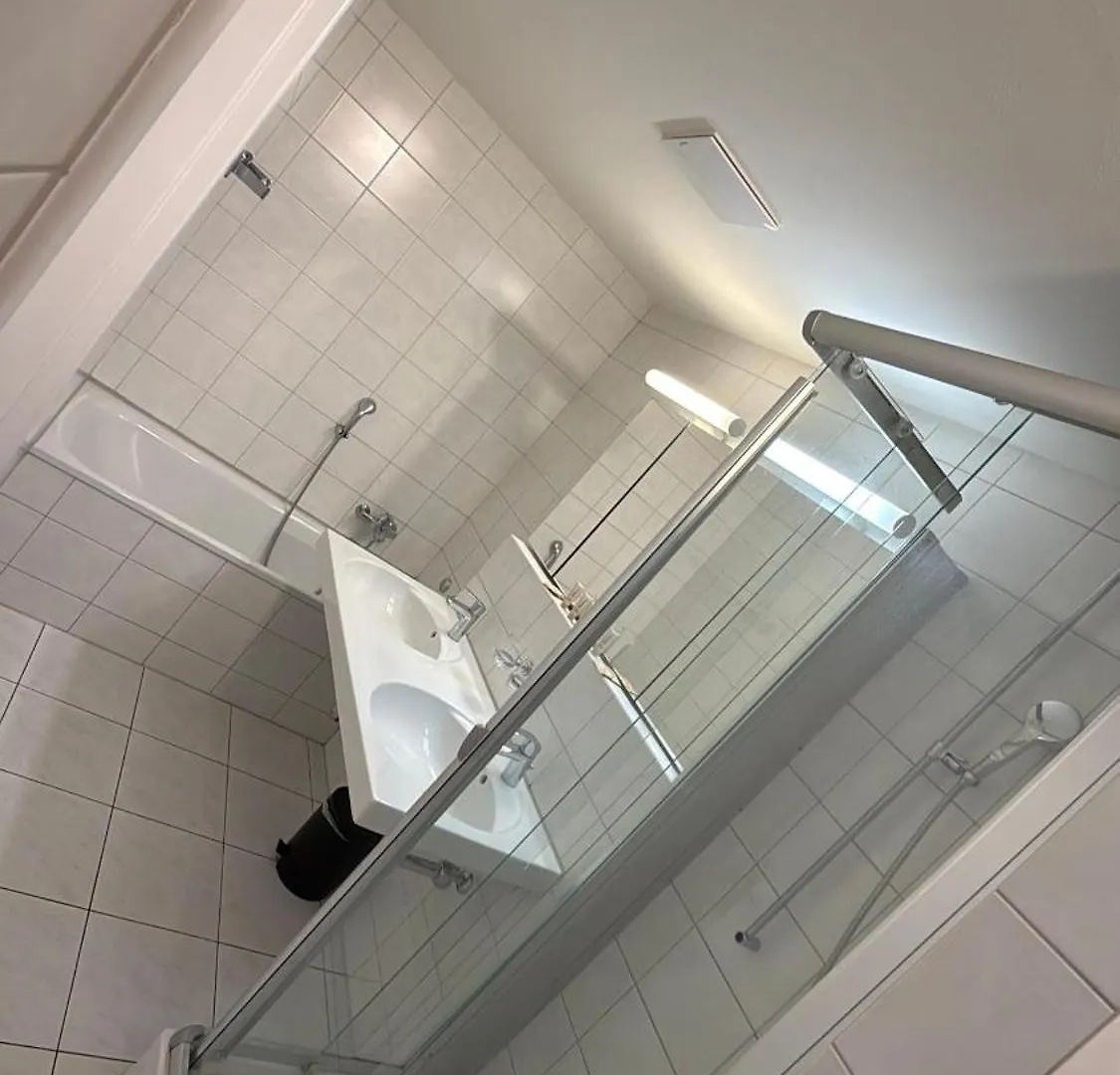 Hitrental Stauffacher Apartments Zurigo
